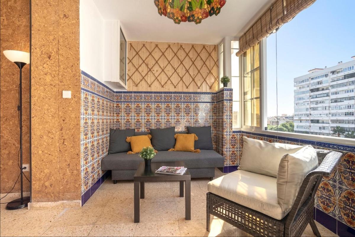 -Malagasunapts- West Beach Malaga Seafood & Relax Buitenkant foto