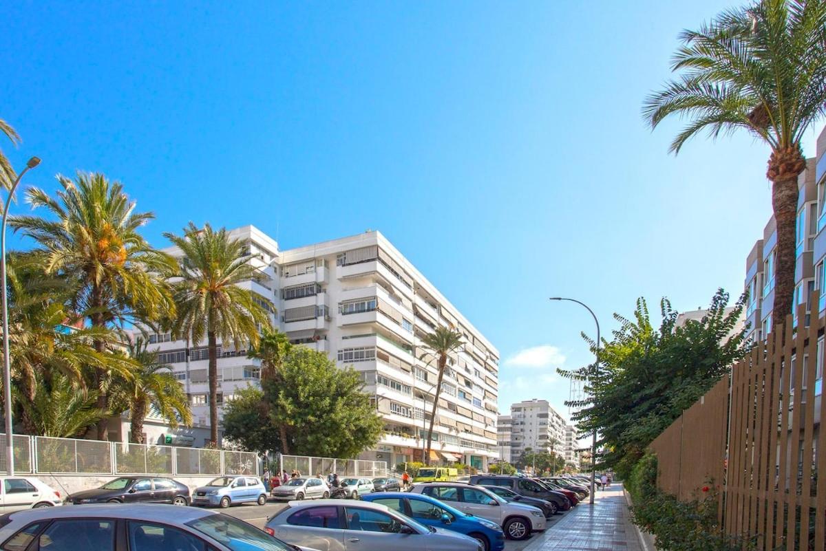 -Malagasunapts- West Beach Malaga Seafood & Relax Buitenkant foto